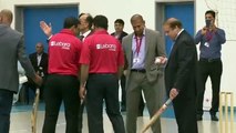 PM Nawaz Sharif Playing Cricket withGirls in OSLO