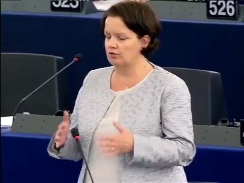 Mara Bizzotto al Parlamento Europeo: combattiamo con coraggio contro questa Unione Sovietica Europea!