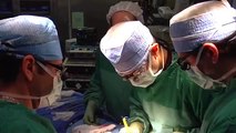 Cirujano que realiza trasplantes de cara motiva la donación de órganos