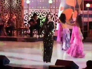 Uzbek star Feruza kechir