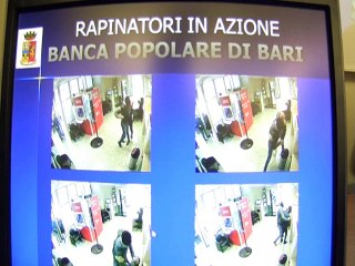 RAPINE IN BANCA: PRESI IN TRE MATERA 9-7-2015