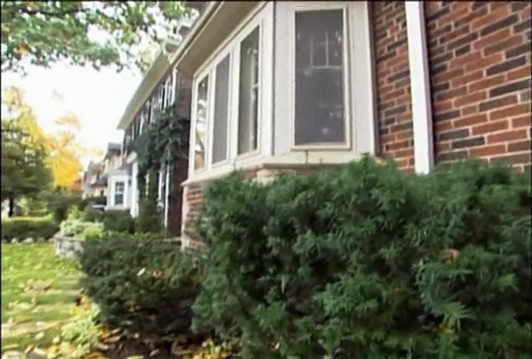 Holmes on Homes S02E08 - Lamin-Ain't