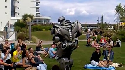 Dünyanın En Pahalı Robotu 'Titan'