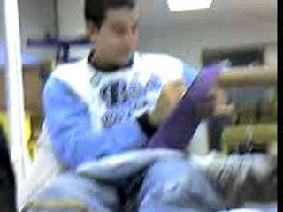 TENU CORRECT EN COURS éXIGé !