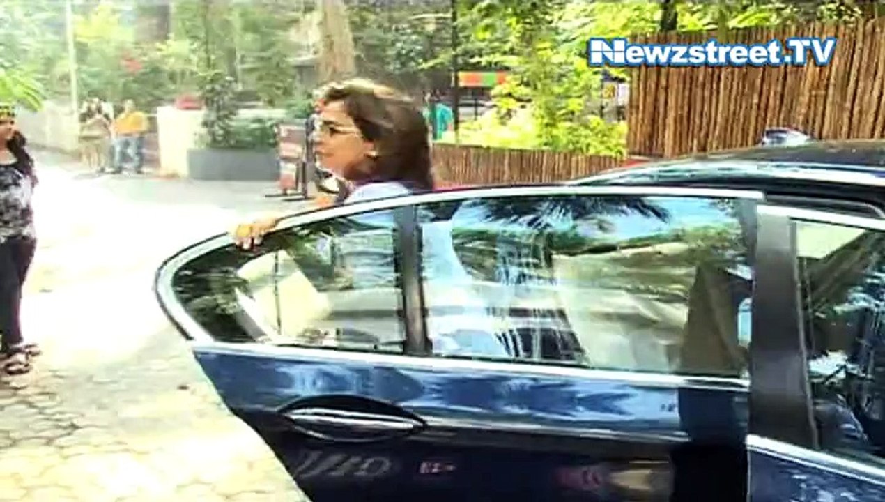 Neetu Kapoor celebrates birthday with family sans Katrina