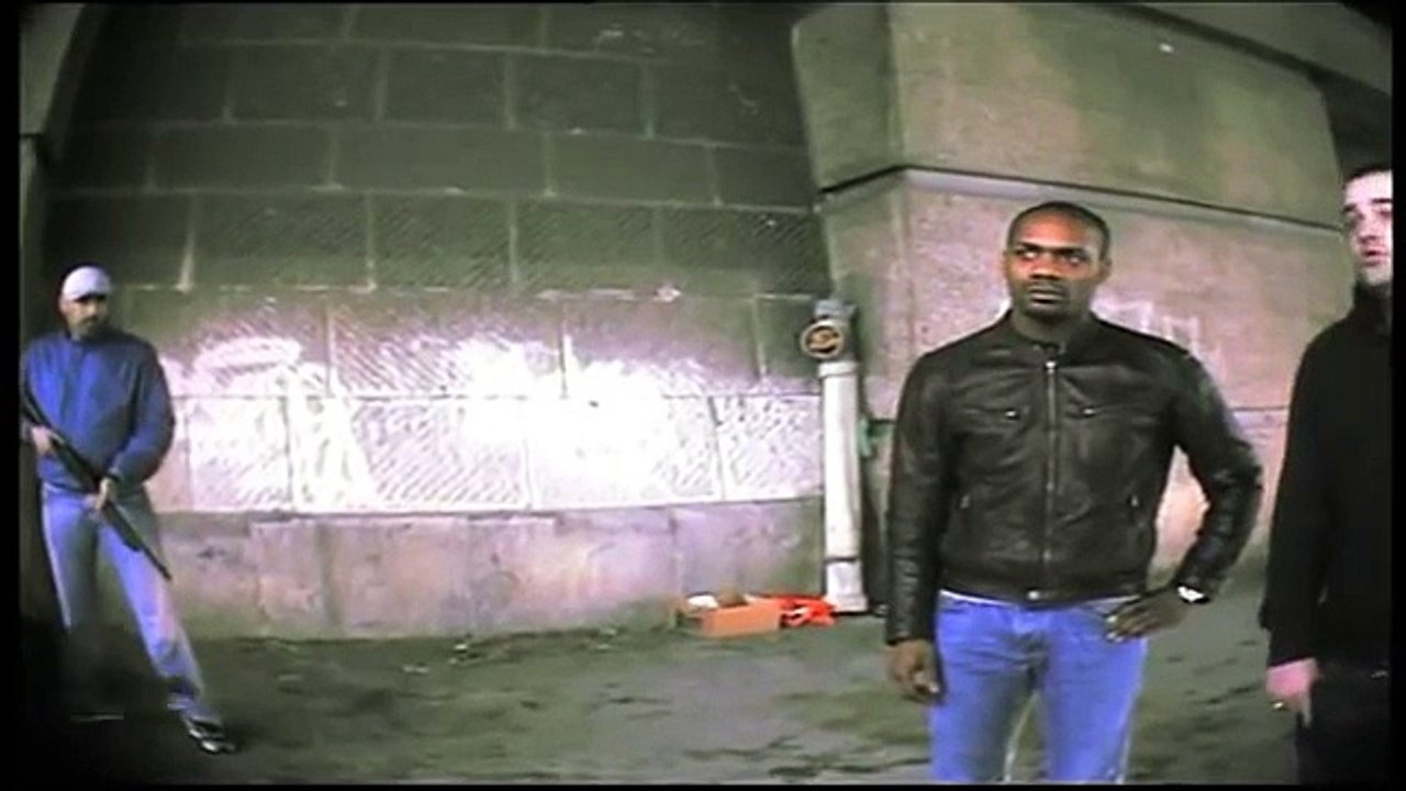 CRAME CRACHE: a l'ancienne 2  (caméra cachée)