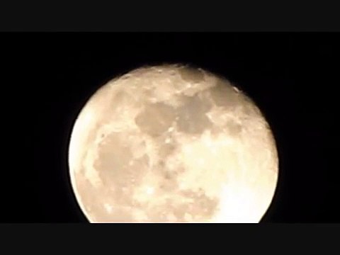 A GLITCH IN THE MATRIX - THE CLOUDS BEHIND THE MOON HOLOGRAM, 19.02.11@10.08PM.wmv