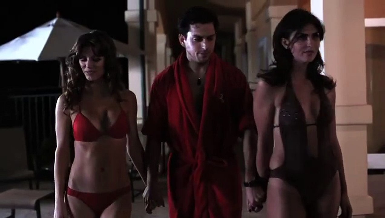 DINOCROC VS. SUPERGATOR clip -- _HOT TUB HORROR_