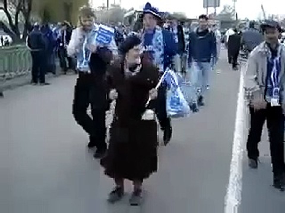عجوز فالتها