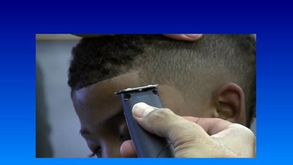 How To Crisp Line Ups - Men's Haircut Tutorial - Men's Hairstyles - All4orMens
