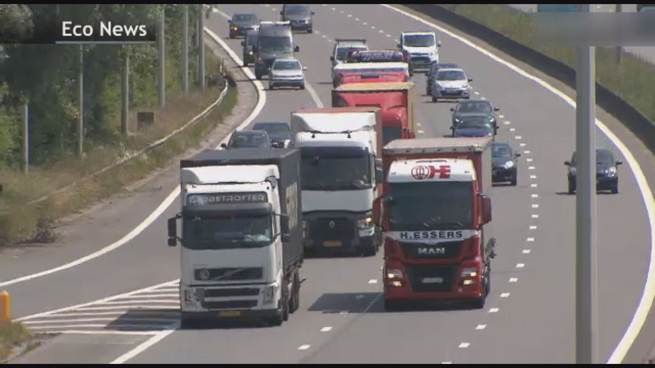 Redevance poids lourds: 23 millions d'euros de mesures d'accompagnement