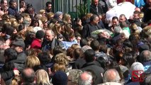 Napoli - I funerali del bimbo morto soffocato da mozzarella 1 (22.03.13)