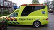 Ambulance met spoed naar Ziekenhuis