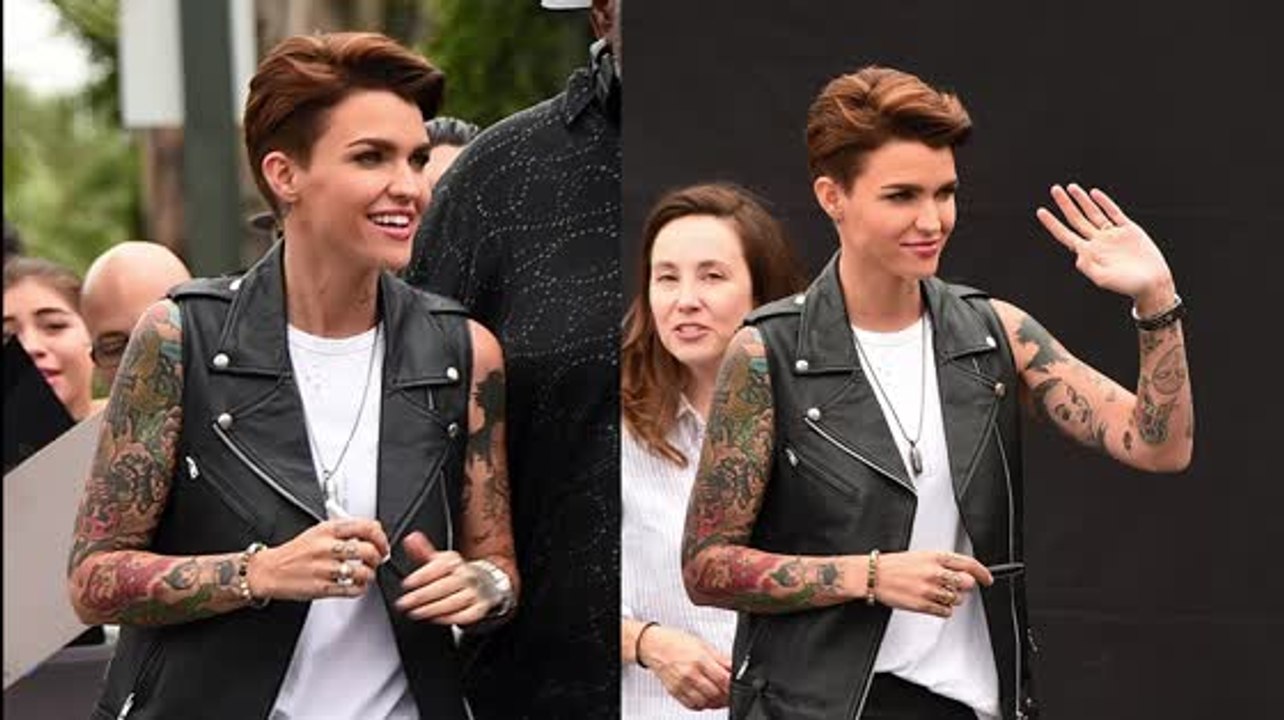 Ruby Rose bei Extra