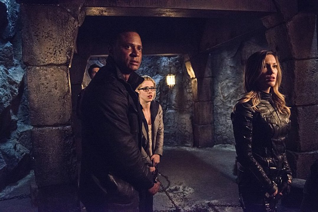 Watch Arrow Season 3 Episode 23 : My Name Is Oliver Queen Full Episode Streaming
