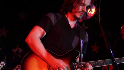 Jonathan Jackson + Enation perform 'Everything Is Possible' at The Nick June 18 2015