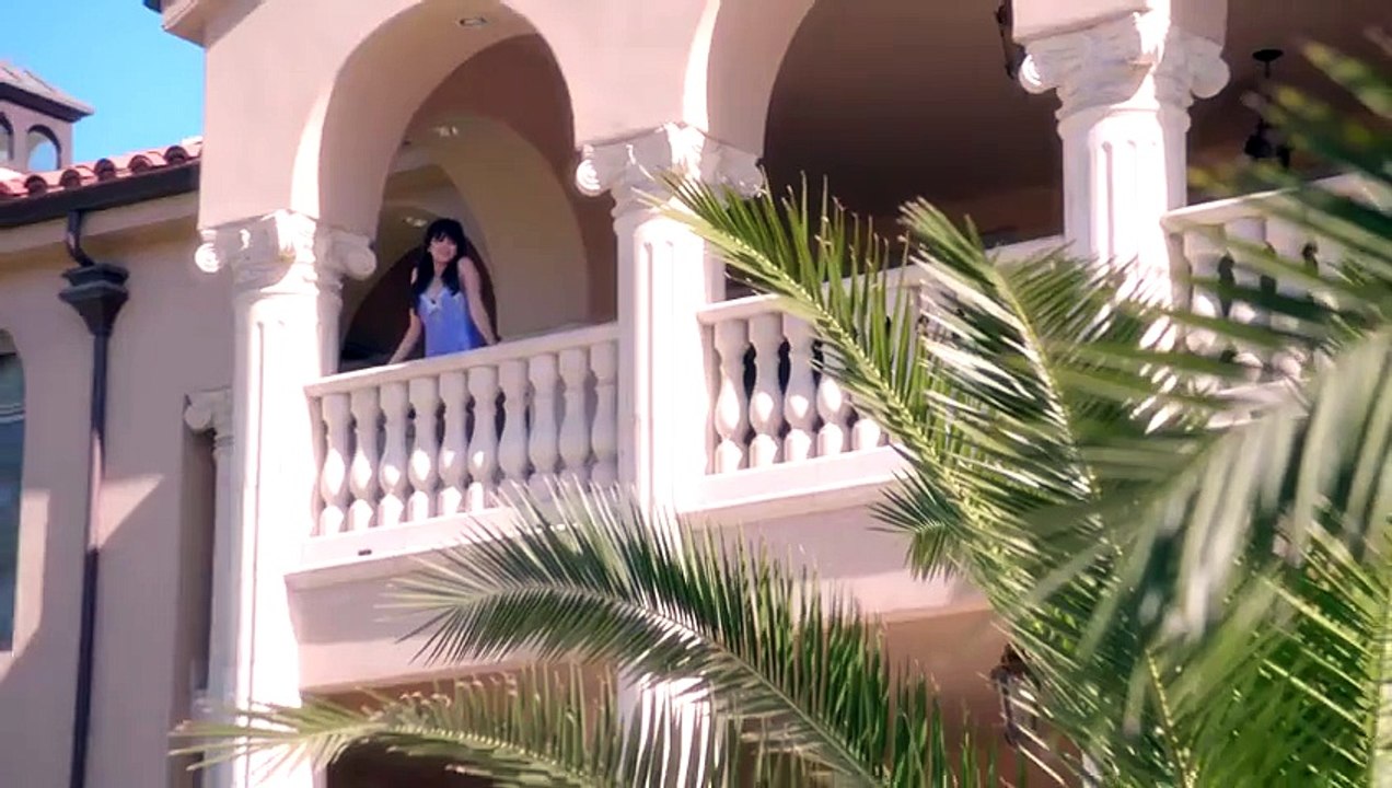 Ana Maria in Novela Land Official Trailer #1 (2015)