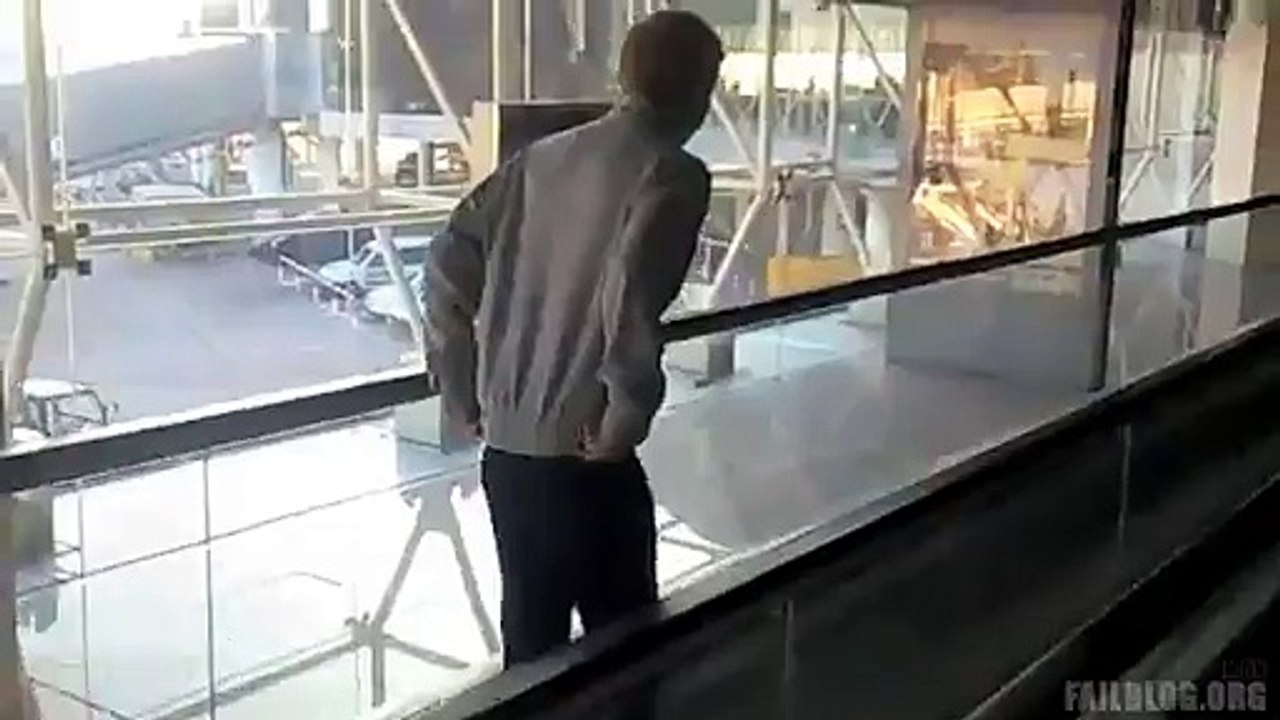 Moving Sidewalk Trick FAIL