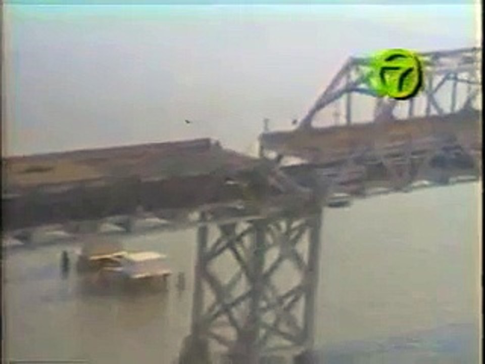 Oakland bay Bridge Collapse, Great Quake of 89