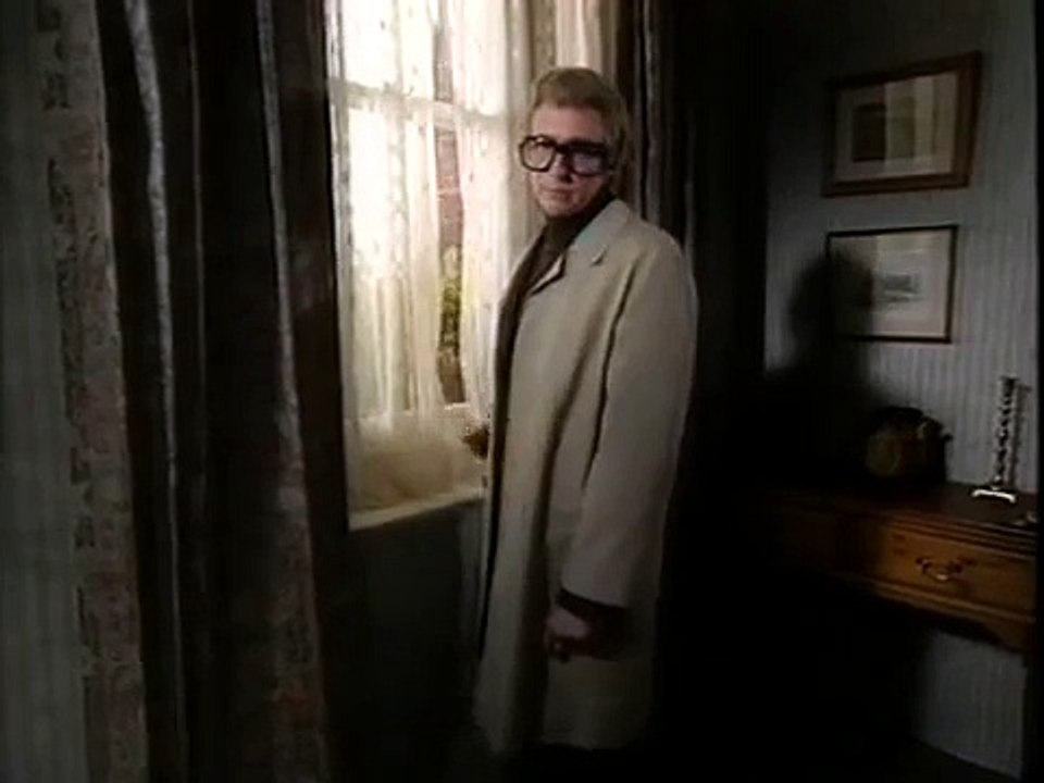 Harry Enfield & Chums - Michael Paine #2