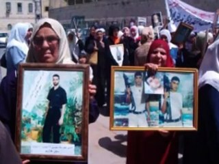 ميس شلش -  من جوا الزنزانة