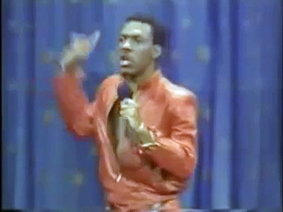 Eddie Murphy is father at the cookout drunk very funny ^^