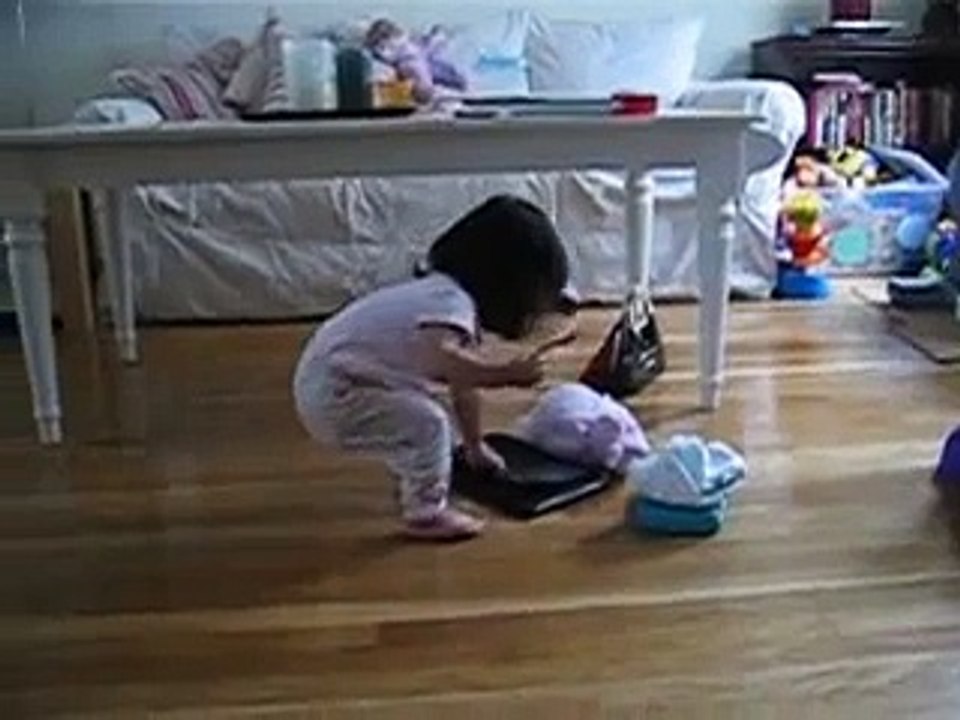 Diaper Change video Dailymotion