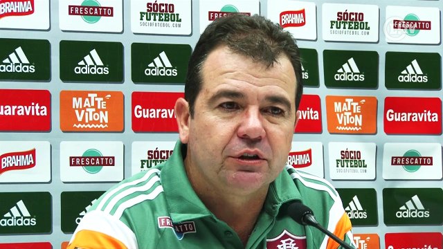 Enderson exalta vitória do Flu e agradece apoio da torcida tricolor