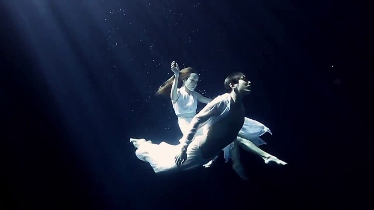 Underwater Dance