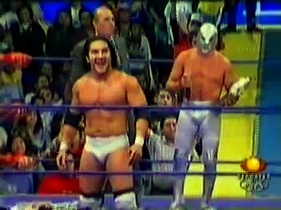 HIJO DEL PERRO AGUAYO ROMPE EL TROFEO LA LEYENDA DE PLATA 2003