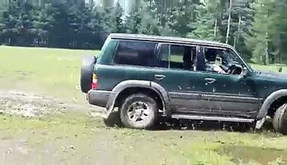 Lush Car Drifting In Pakistan!!
