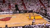 Dwyane Wade Crosses Ray Allen and Hits the 3-pointer