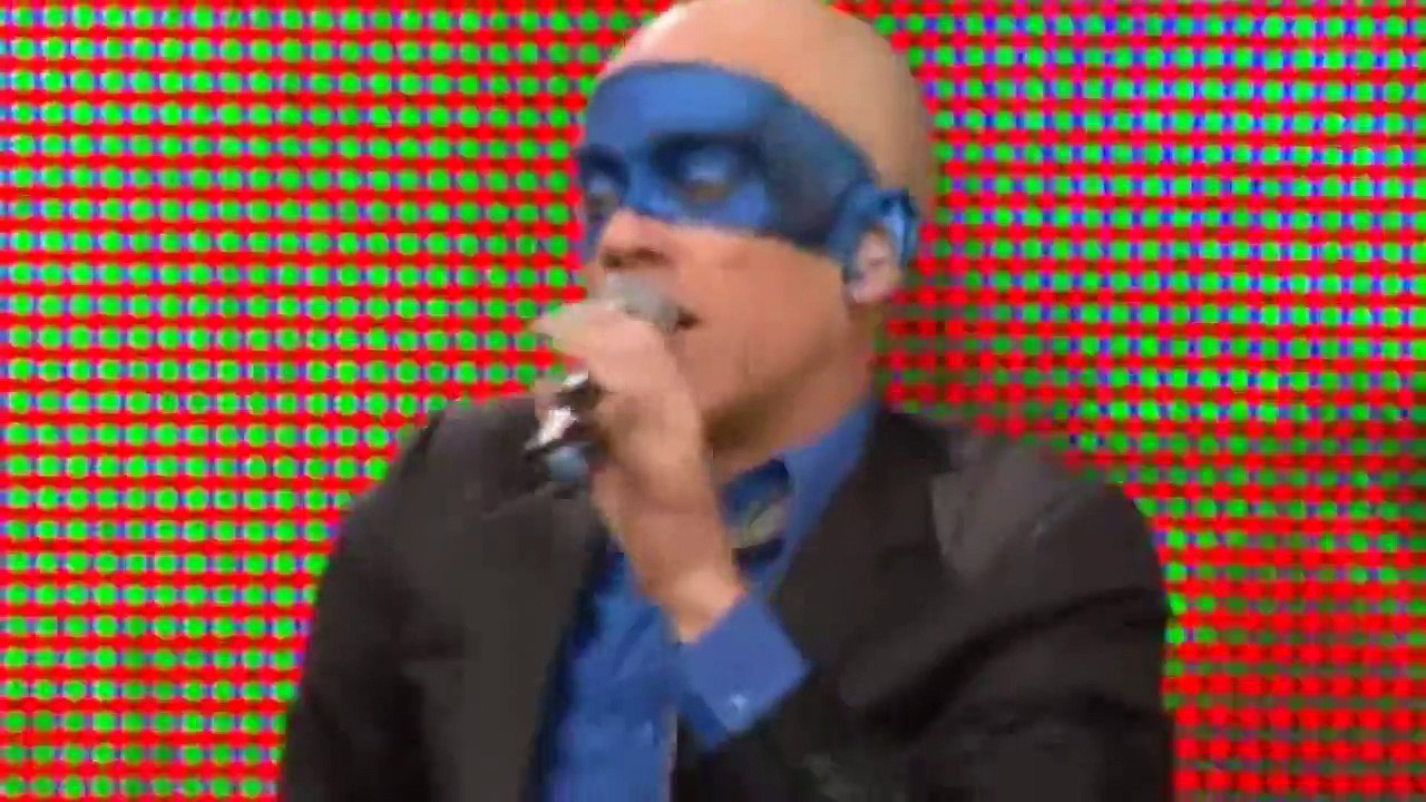 R.E.M. - Man On The Moon (HQ)