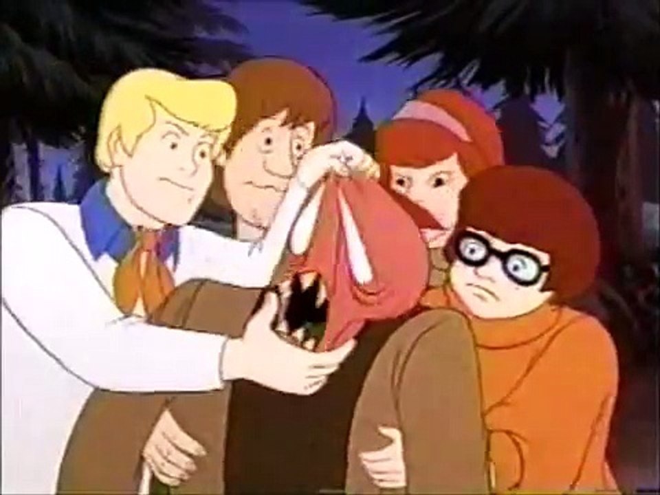 scooby doo bumpers and some cartoon network promos from early 99.