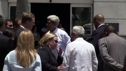 Kerry passeia por Havana