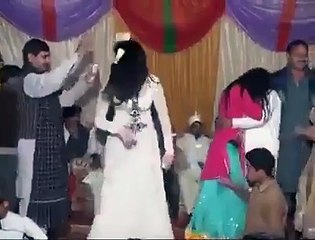 Bachi Ki Jaan Le Ga Kya_ Punjabi wedding dance_ pakistani dance_ punjabi mujra_