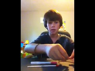 how to make a crossbow out of a pen and a rubber band