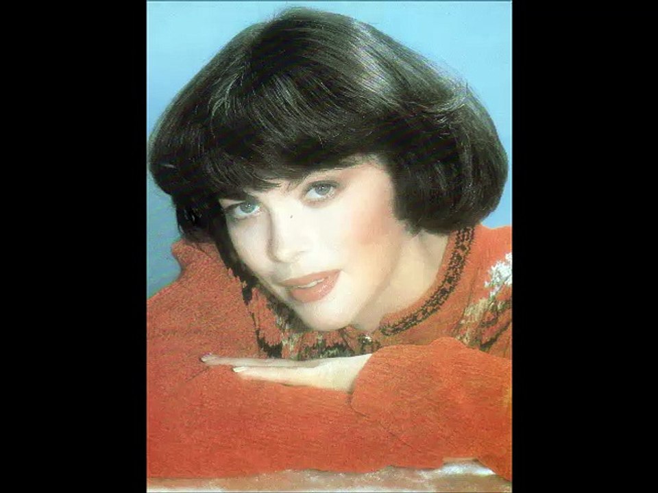 Mireille Mathieu *Le bonheur ressemble à une étoile*