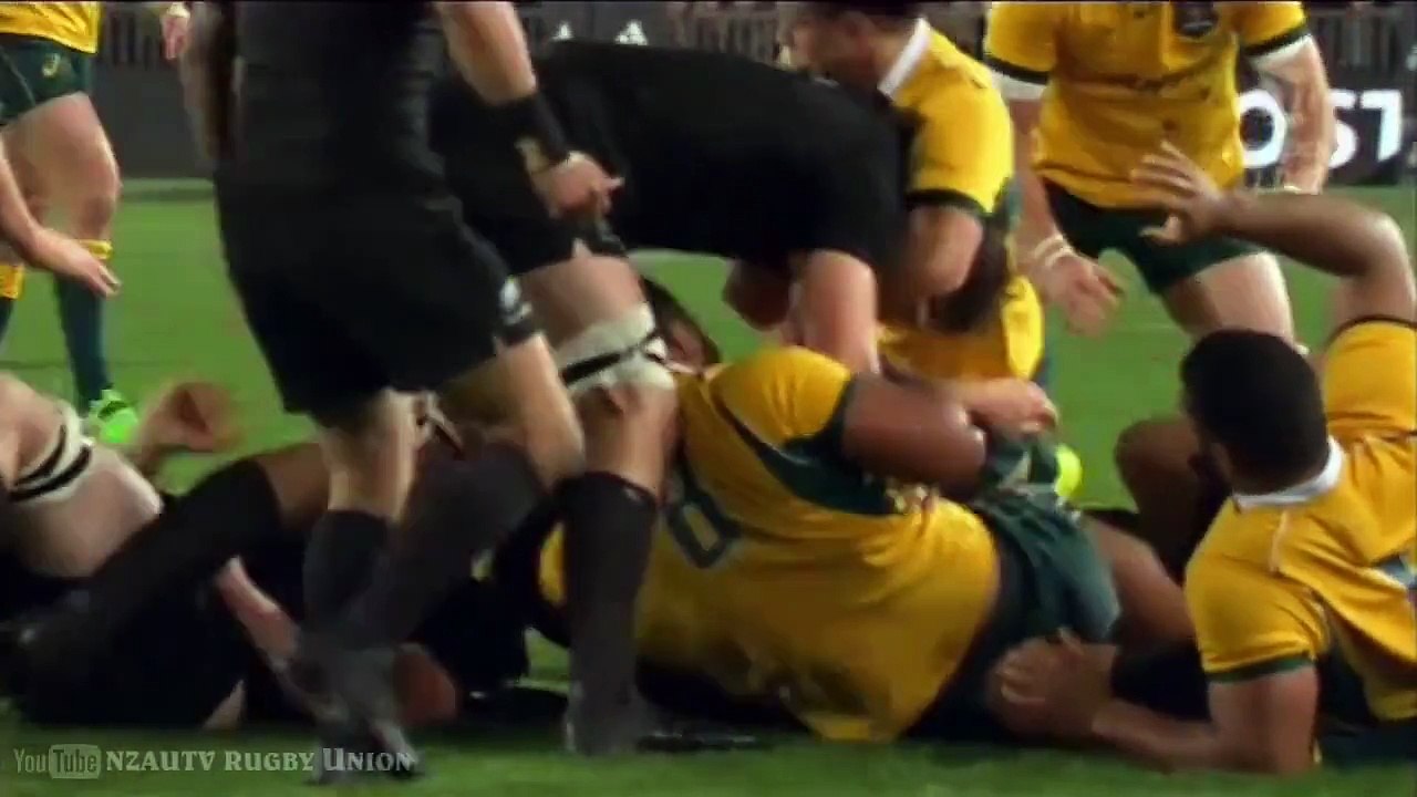 Dane Coles enfume les Wallabies