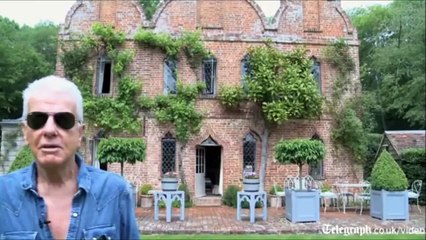 Nicky Haslam's Garden at Odiham Hunting Lodge