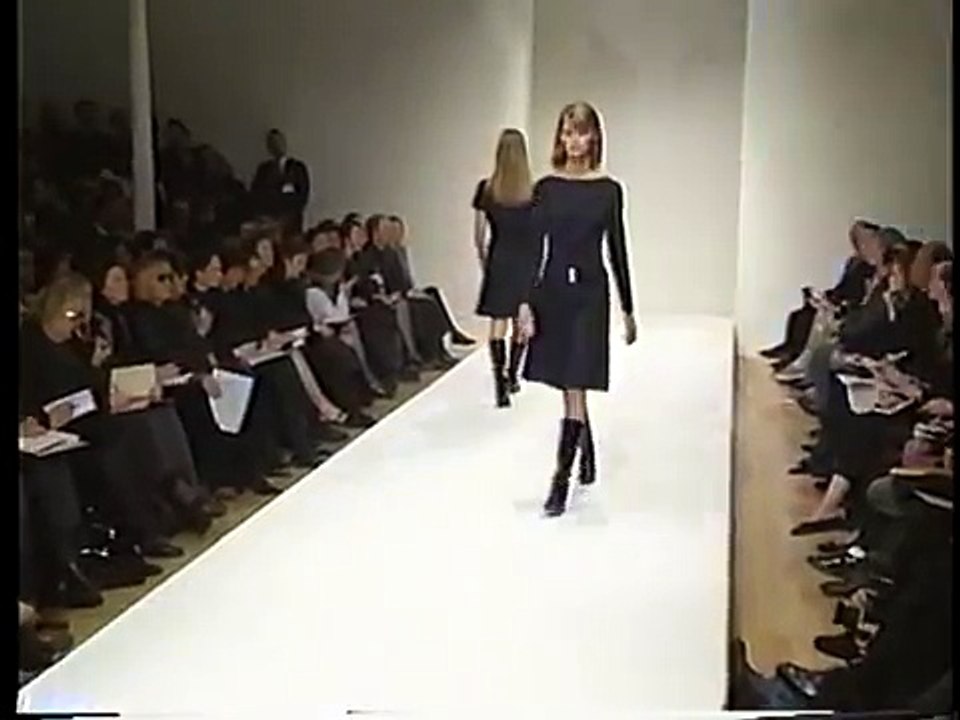 Prada Fall 1995 Fashion Show (full)