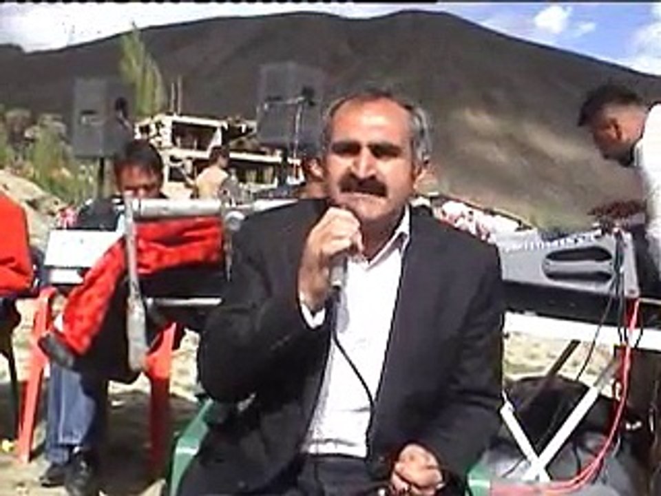 Dengbej Tahir Tixobî