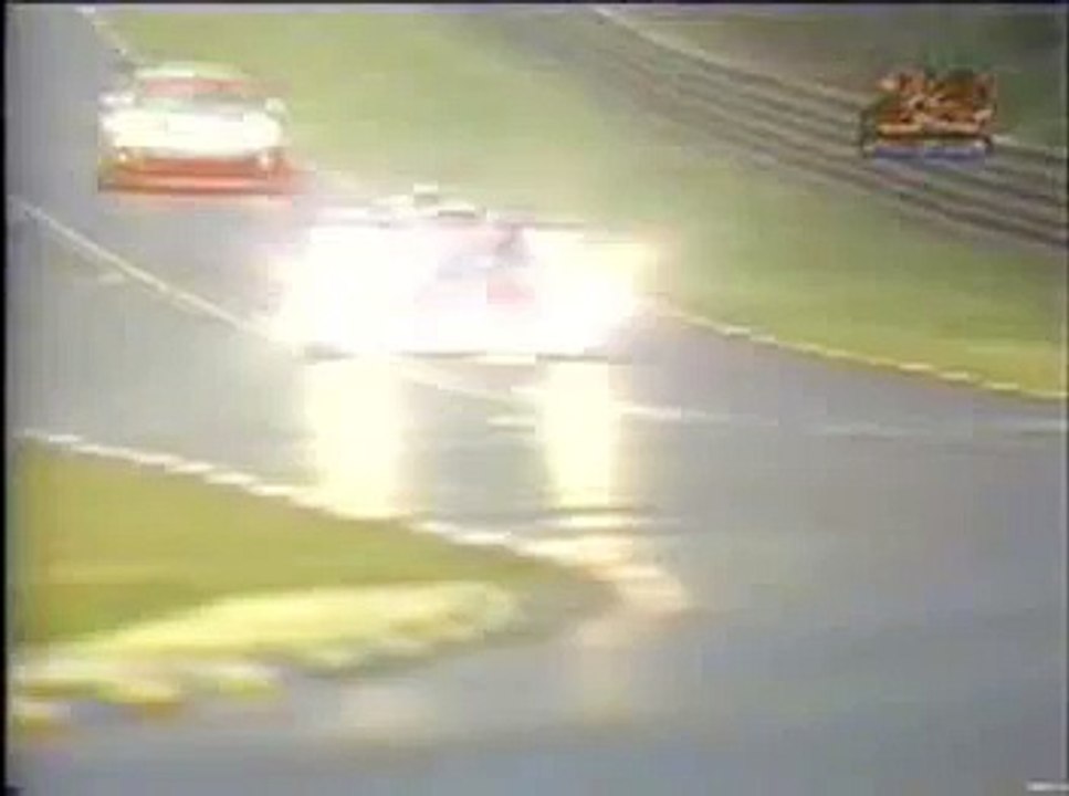 Flying Mercedes CLK CTR at LeMans