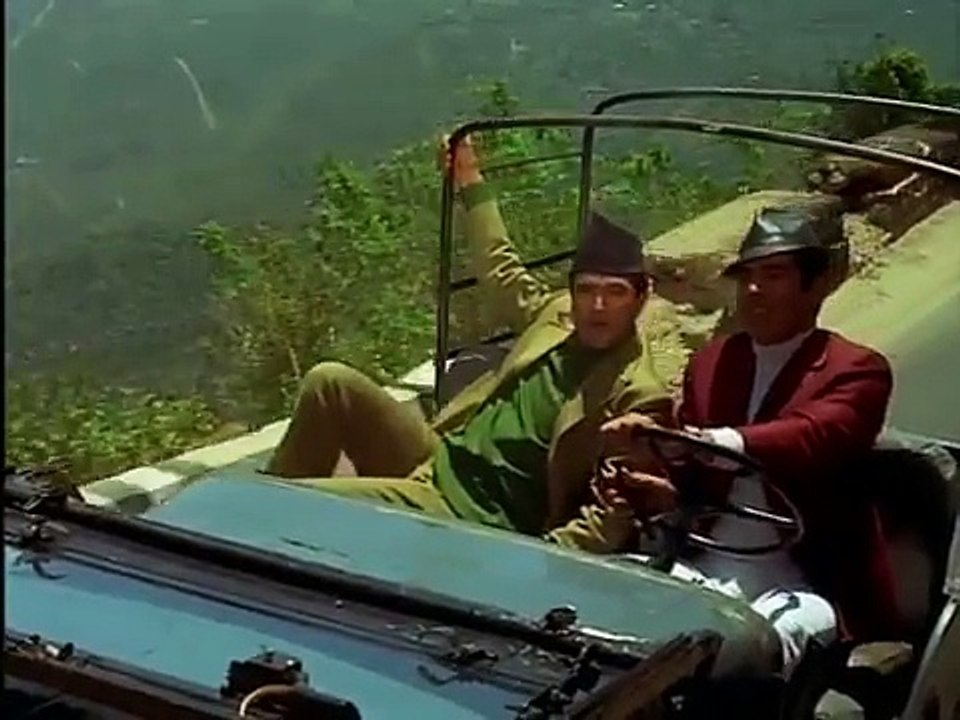 Mere-Sapno-Ki-Rani---Aradhana---Rajesh-Khanna--Sharmila-Tagore---Superhit-Song