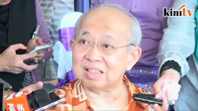Dakwaan guling k’jaan, Ku Li akui masih bersama Najib
