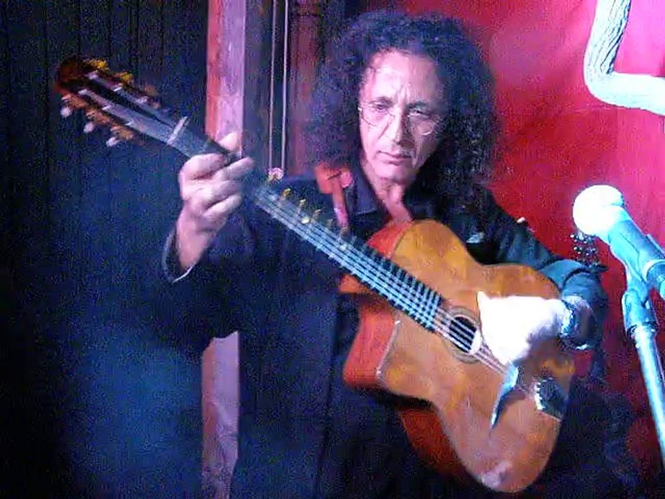 MUSIC AVEC CHRISTIANE ET BERNARD GPE DOUBLE SCOTT . SOIREE SAMBA ET JAZZY AU 9 BODEGA NIMES