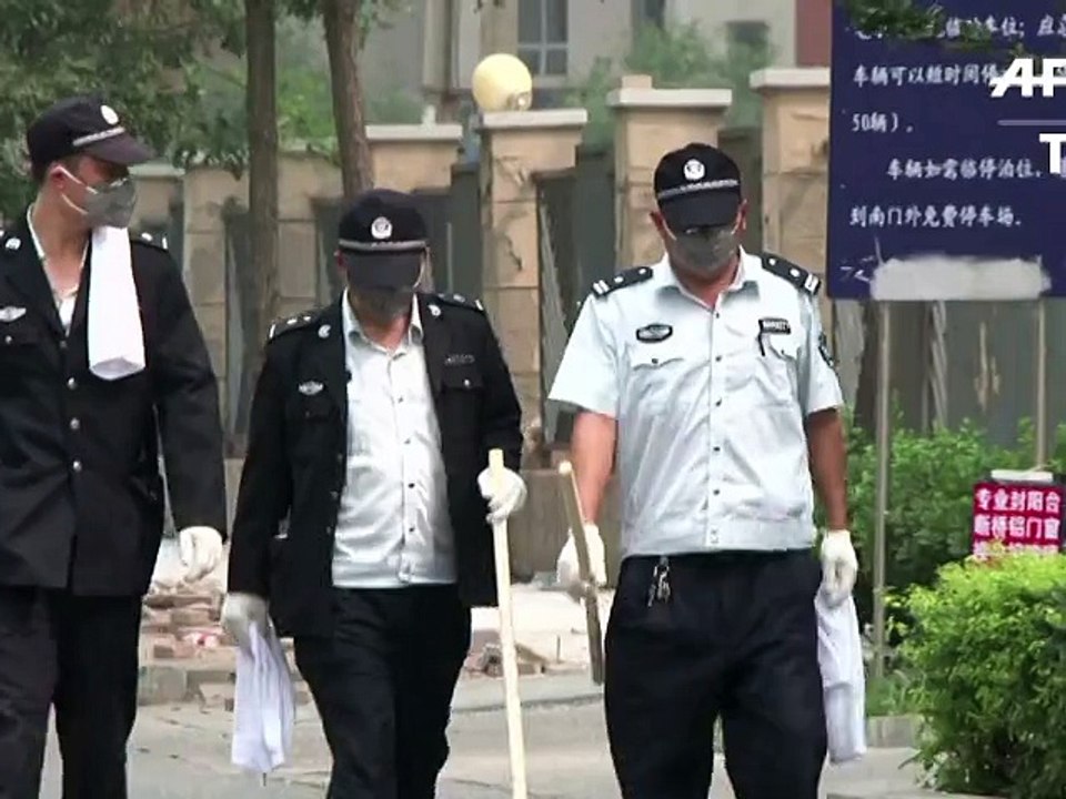 Explosions à Tianjin: plus de 100 morts, évacuation de quartiers résidentiels