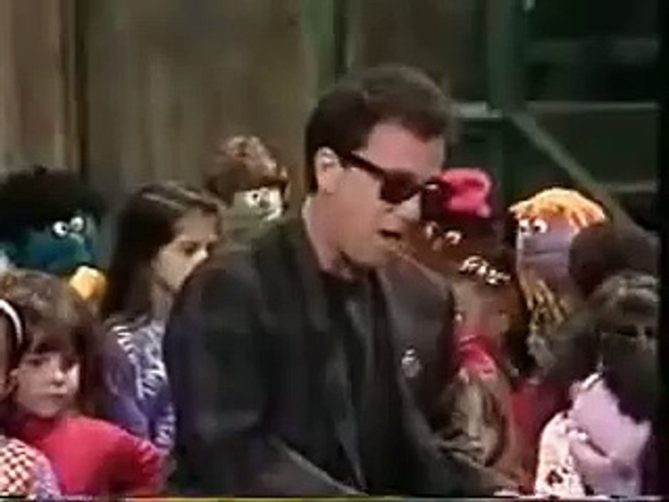 Sesame Street - Billy Joel sings the alphabet