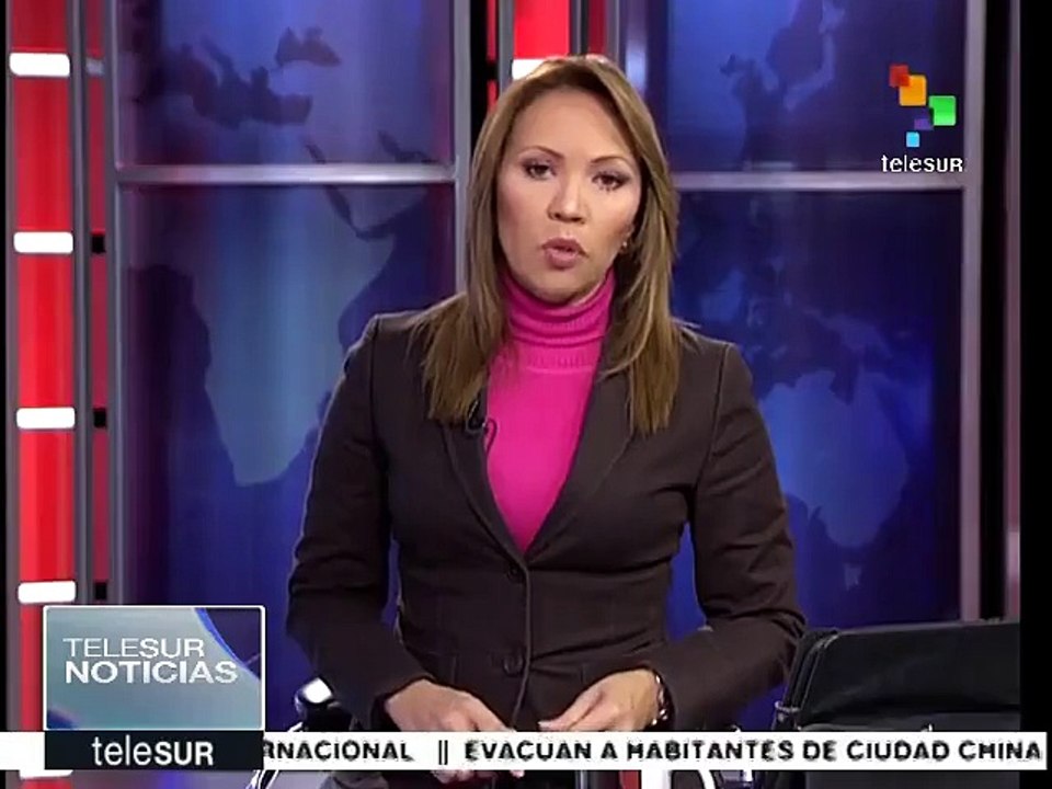 México: maestros marchan contra la militarizaci...