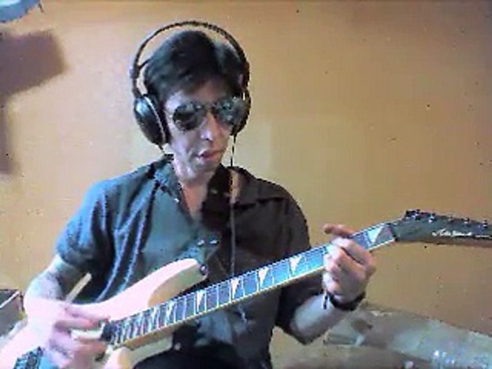 Can't get it out of my head (Velvet Revolver cover)